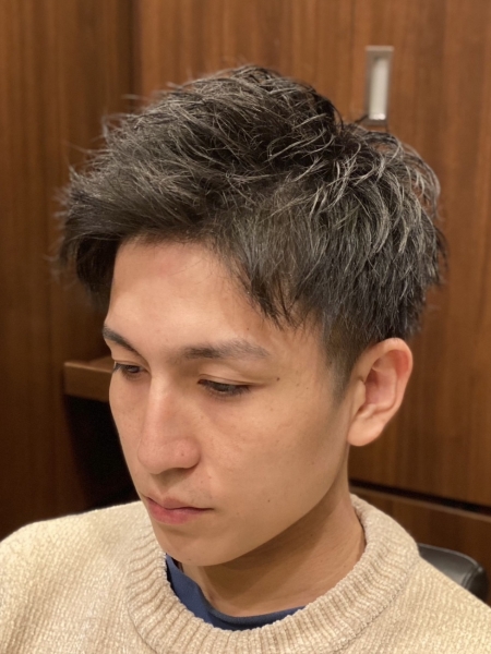 セットも楽ちん！！アップバング