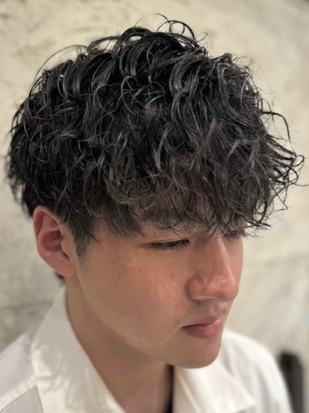 スパイラルパーマ メンズカット/難波