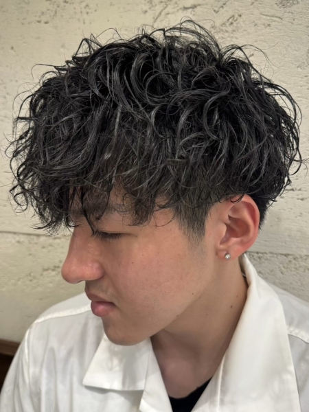 スパイラルパーマ メンズカット/難波