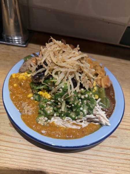 ランチはいつだってバトルだ