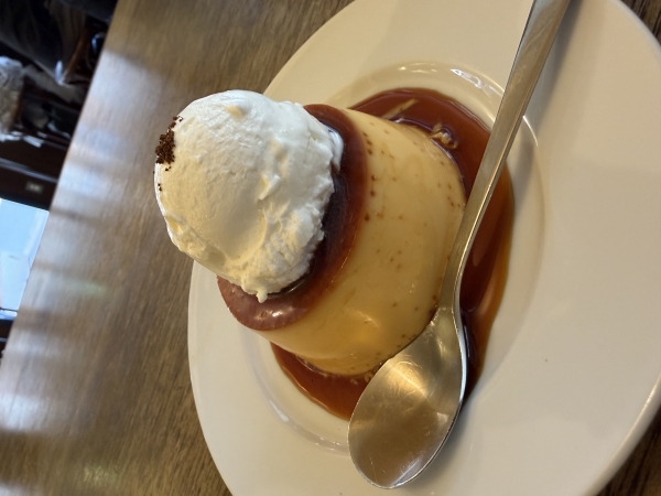 固めプリンで一休み