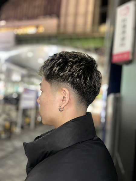 スタッフで切り合いっこ