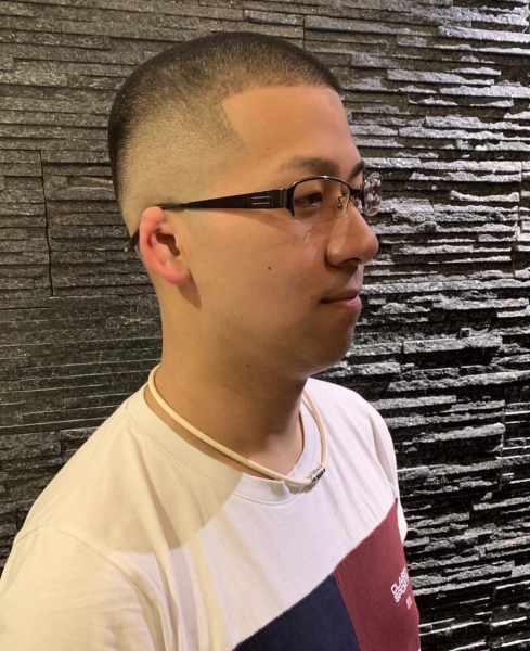 Buzz cut スタイル