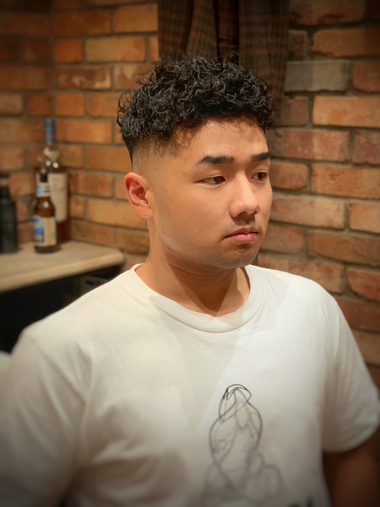 宮城リョータ風 フェードパーマ ヘアカタログ 高級理容室 床屋 ヒロ銀座ヘアーサロン