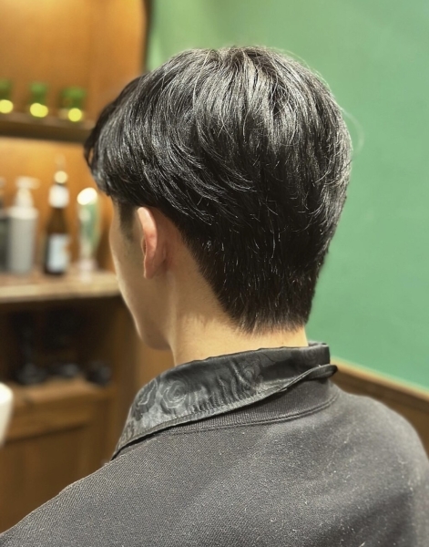 自然な刈り上げでナチュラルに！