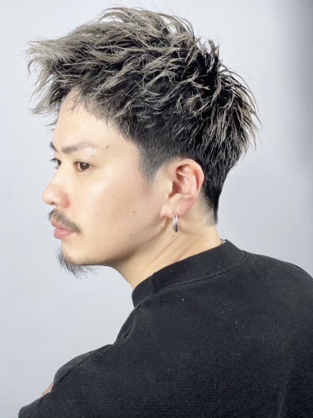 アップバングショート