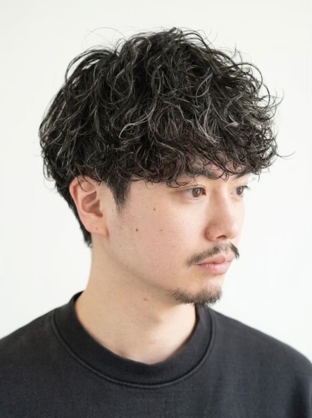シャドウパーマ