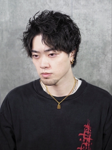 11月は“ツイストパーマ”で立体的な男らしさを