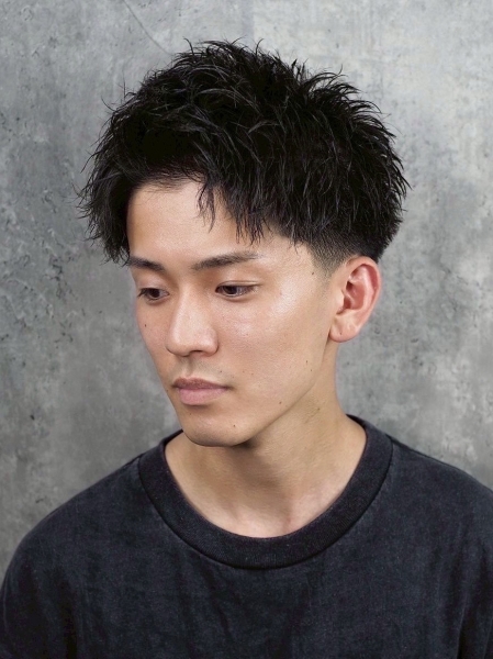 アップバングショート