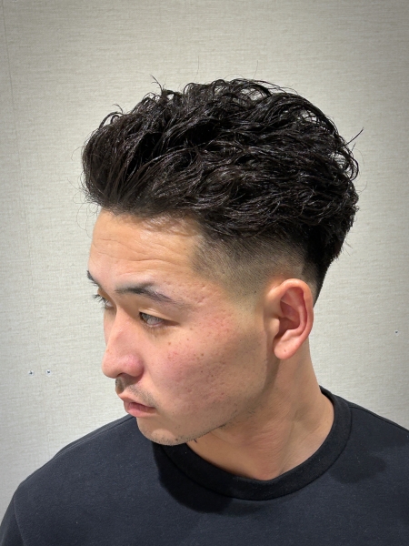 オールバックパーマ