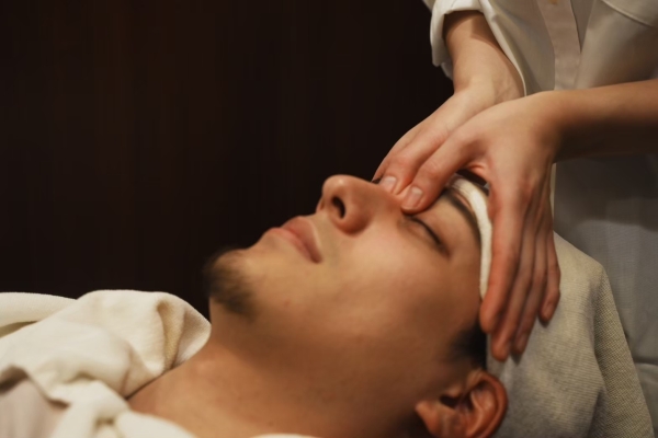 Men’s Facial Massage in Sydney CBD: The Treatment Explained