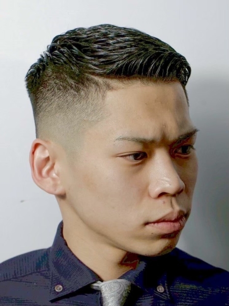 フェードで男の横顔が映える理由