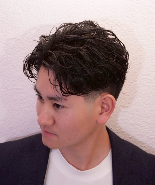 シルエットの美しさを追求しています