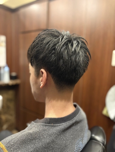 暑い夏こそ爽やかメンズショート