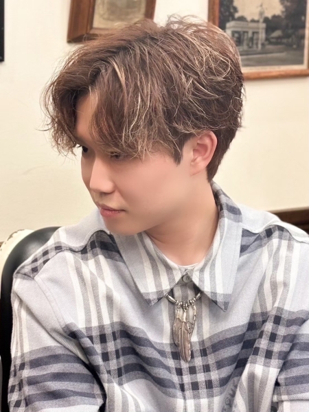 ラフなのに品のある“柔らか質感ウェーブスタイル”