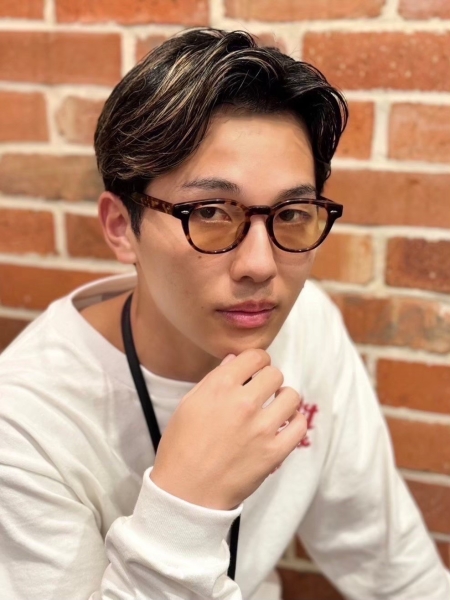 自然な好印象を作るニュアンスパーマ