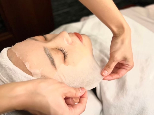 着物の日はお顔の産毛ケアも大切です