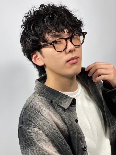 アイウェアに似合うパーマをご提案