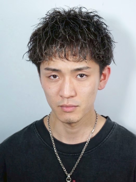 大人に似合うやわらかツイスパ