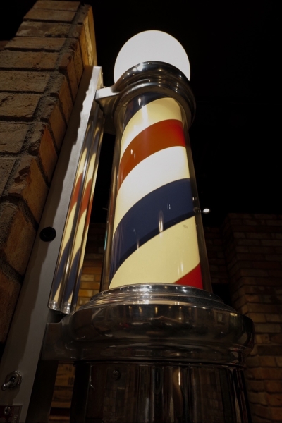 首肩まで軽くなる理容マッサージ