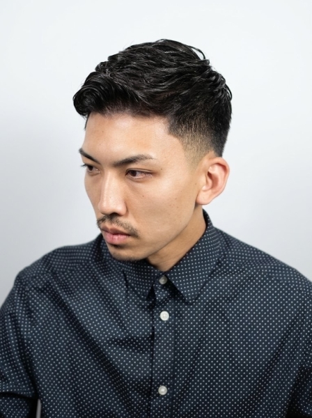 大人の余裕を感じるフェードビジネススタイル