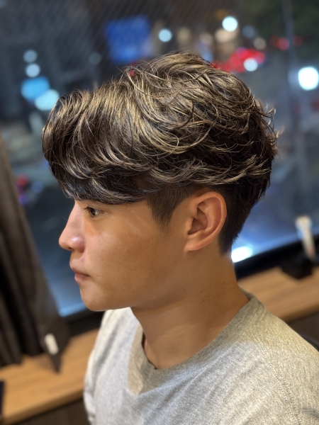 寒くなる季節に人気のメンズパーマ特集