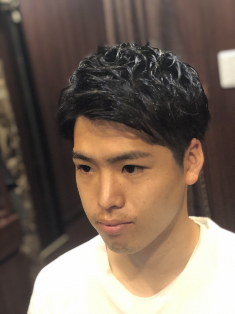 アップバングピンパーマ ヘアカタログ 高級理容室 床屋 ヒロ銀座ヘアーサロン