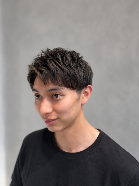 アップバング×ショートスタイル