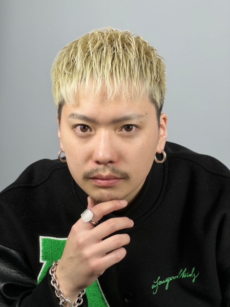 ハイトーンカラー×クロップスタイル