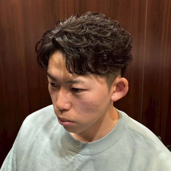 フェザーパーマ×ツーブロック