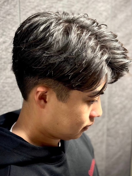 毛流れパーマで大人っぽく