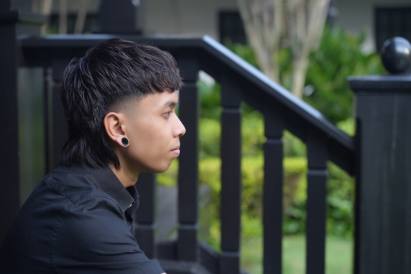 One Haircut, From Business to Weekend