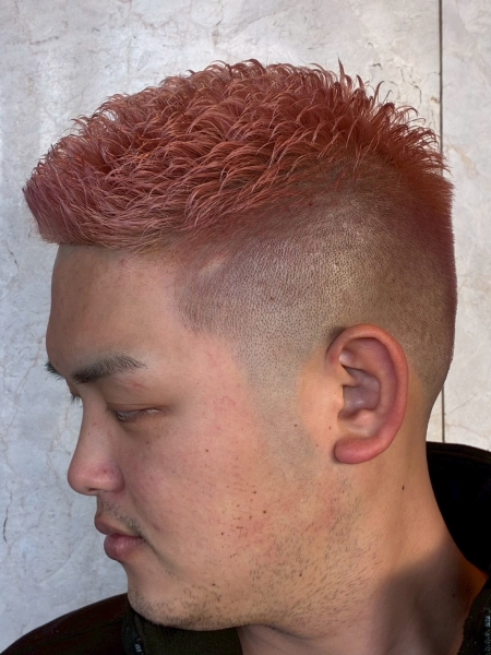 第一印象を変えるならメンズカラー