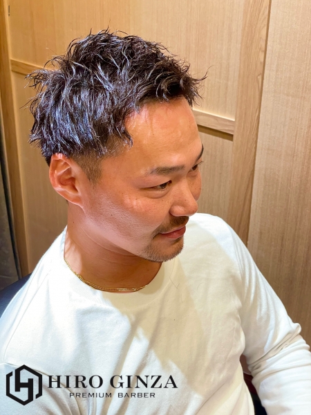 ショート ツイストスパイラルパーマ ヘアカタログ 高級理容室 床屋 ヒロ銀座ヘアーサロン