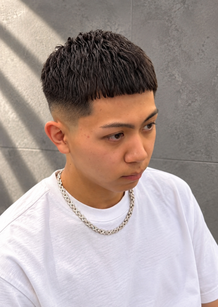 短髪ならこれ！クロップ×フェードで男らしく