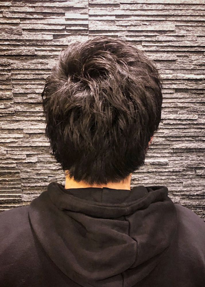 前上げショートウルフ ヘアカタログ 高級理容室 床屋 ヒロ銀座ヘアーサロン