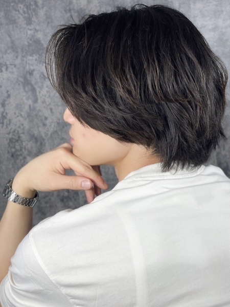 セミロングセンターパート