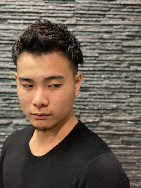 実際どうなん アイロンパーマについて ブログ Premium Barber 赤坂店 高級理容室 床屋 ヒロ銀座ヘアーサロン