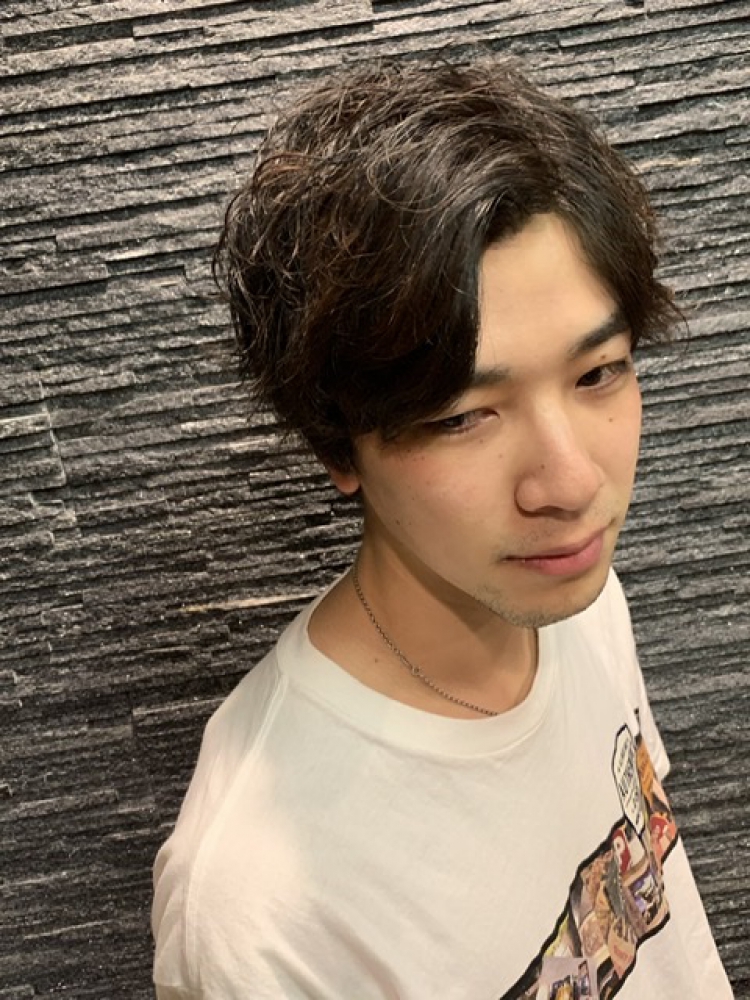 メンズミディアム ツイストスパイラルパーマ ヘアカタログ 高級理容室 床屋 ヘアサロン Premium Barber プレミアムバーバー