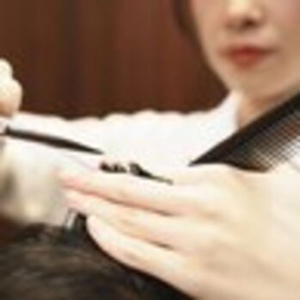 忙しくてもスピーディーカットでサッと身だしなみを！