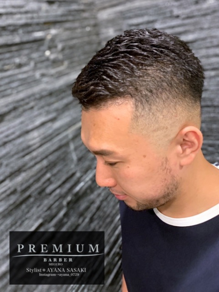 ヘアカタログ 高級理容室 床屋 ヘアサロン Premium Barber