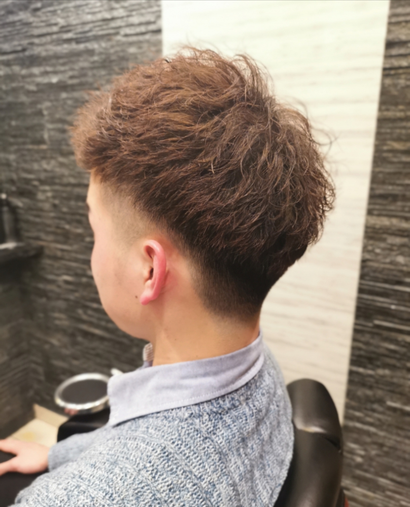 ソフトツイストピンパーマ/原宿床屋｜ヘアカタログ｜高級理容室・床屋・ヘアサロン｜PREMIUM BARBER（プレミアムバーバー）