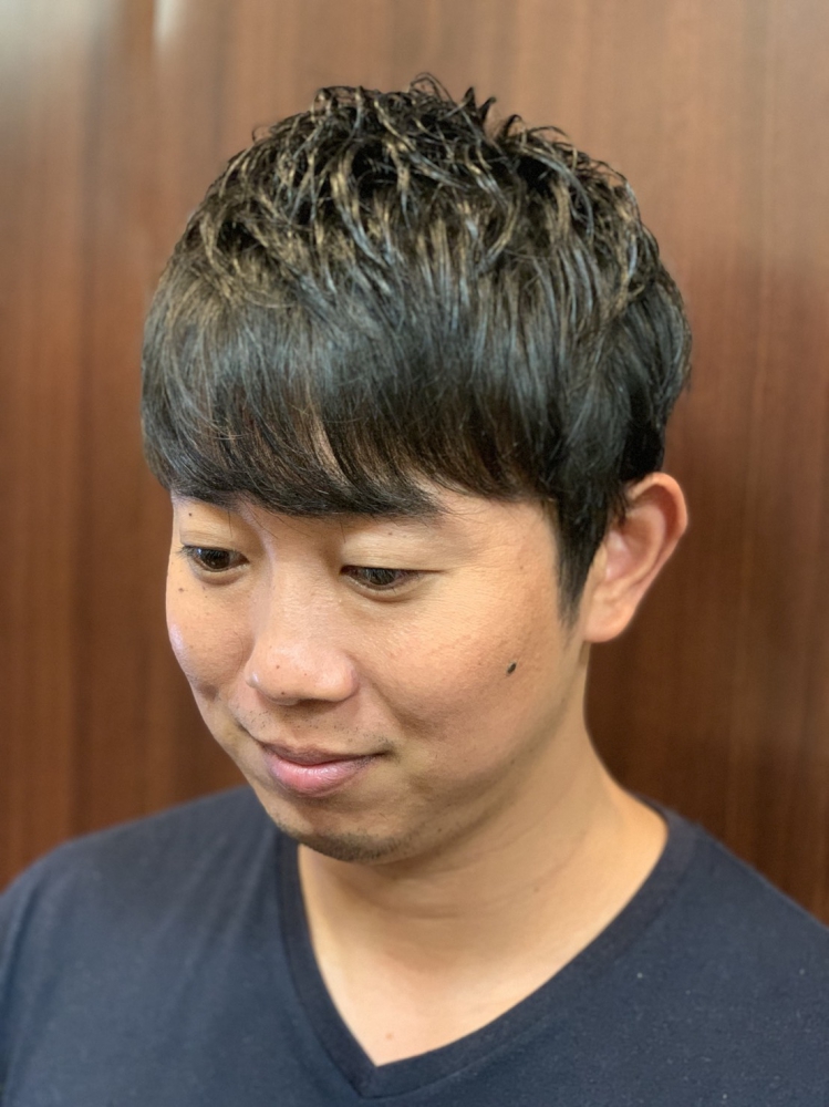 軽めマッシュ ヘアカタログ 高級理容室 床屋 ヒロ銀座ヘアーサロン