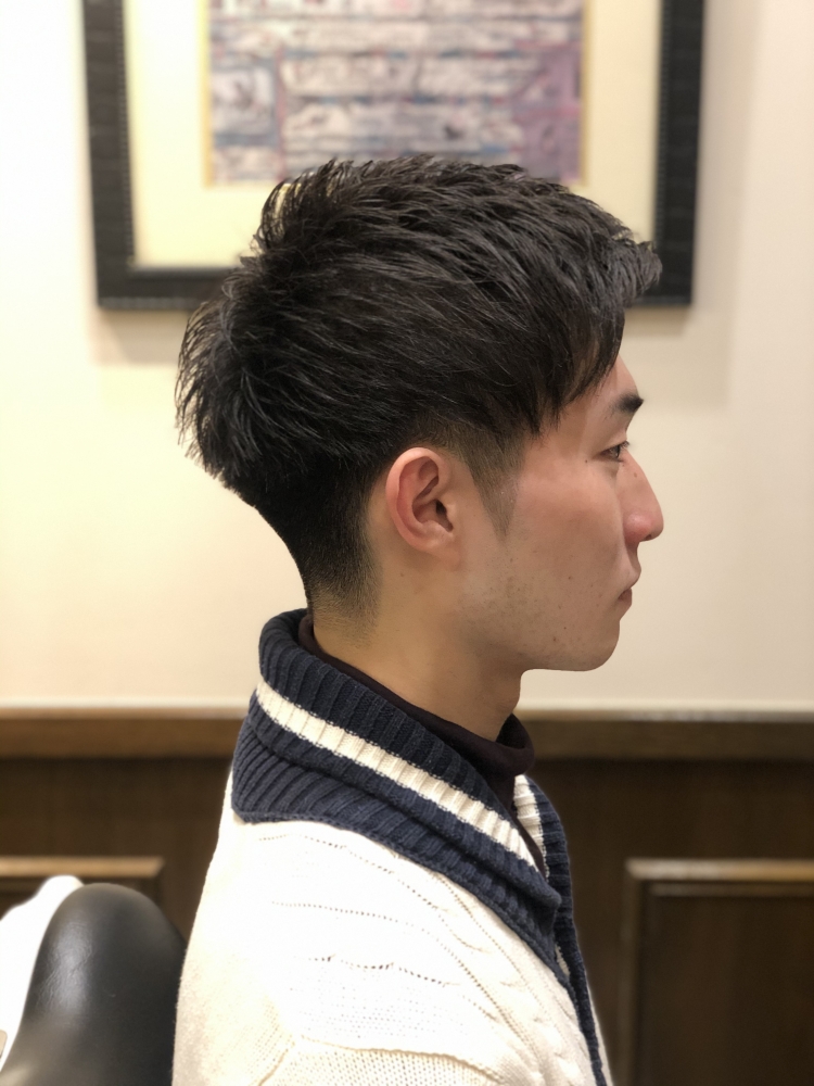 爽やかツーブロックショート ヘアカタログ 高級理容室 床屋 ヒロ銀座ヘアーサロン