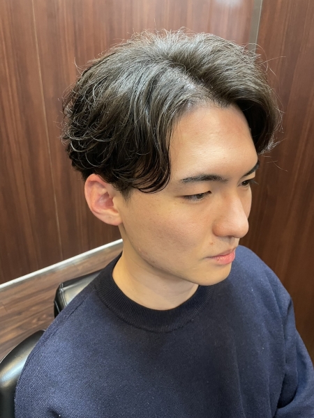 30代、床屋で“男の顔”を整える日