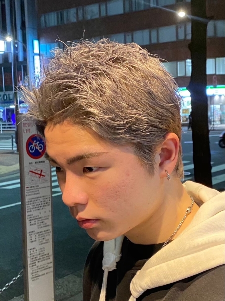 スパイキーヘアー