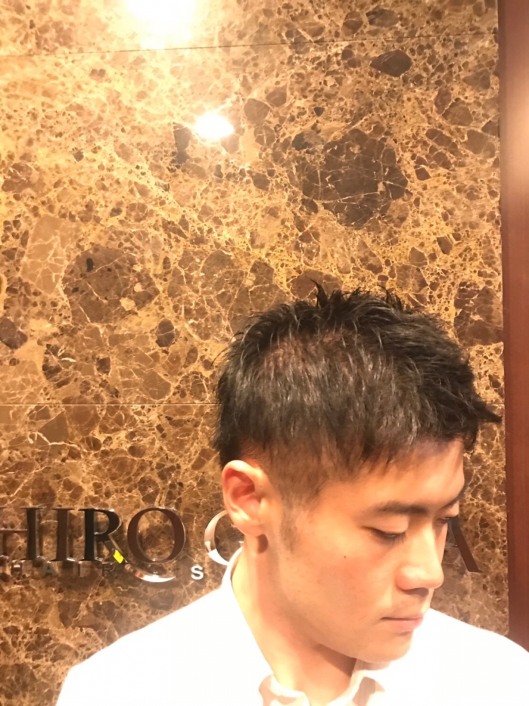 ツーブロックアップバング｜ヘアカタログ｜高級理容室 床屋 ヒロ銀座ヘアーサロン