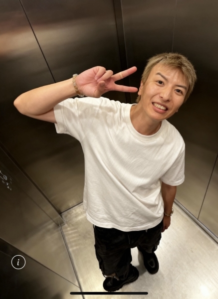 ツーブロック×ナチュラルパーマで休日もキマる