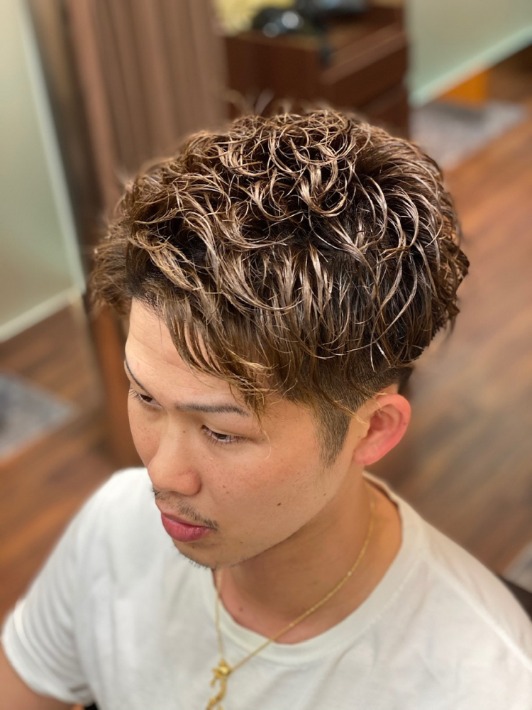 スパイラルパーマ アップバング ヘアカタログ 高級理容室 床屋 ヒロ銀座ヘアーサロン