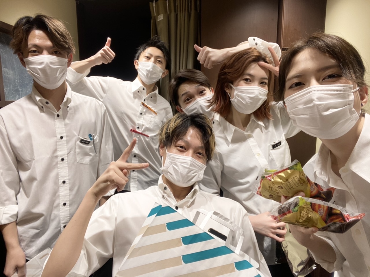 スタッフの誕生日 オメデトー ブログ Hiro Ginza 東京駅八重洲店 高級理容室 床屋 ヒロ銀座ヘアーサロン スタッフの誕生日 オメデトー ブログ Hiro Ginza 東京駅八重洲店 高級理容室 床屋 ヒロ銀座ヘアーサロン